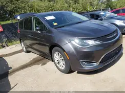 2C4RC1FG4JR154825 2018 CHRYSLER PACIFICA