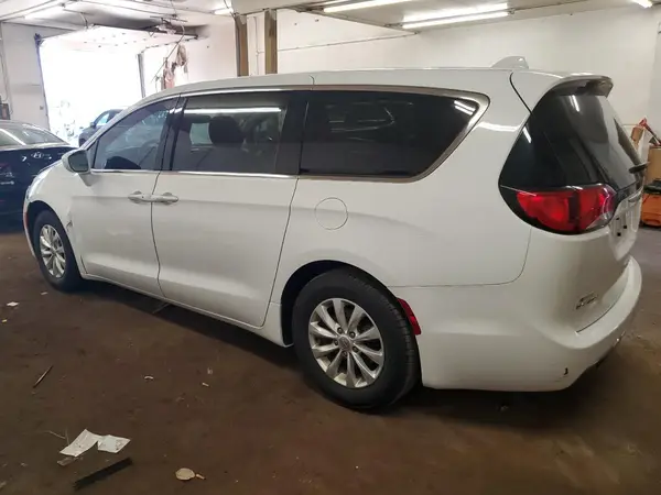 2C4RC1FG4JR278870 2018 CHRYSLER PACIFICA - Image 2