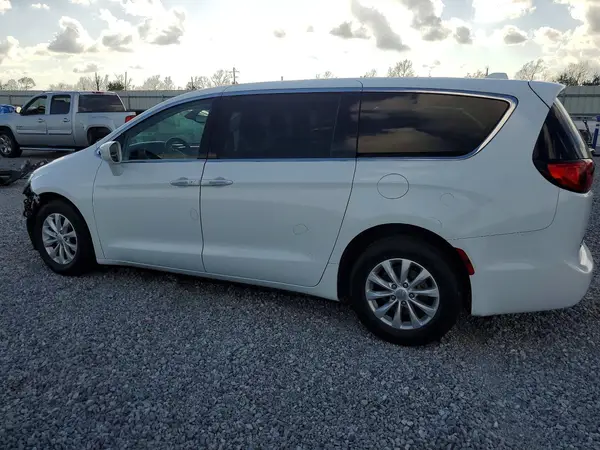 2C4RC1FG4JR279873 2018 CHRYSLER PACIFICA - Image 2