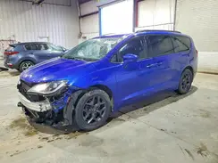 2C4RC1FG4JR306585 2018 CHRYSLER PACIFICA