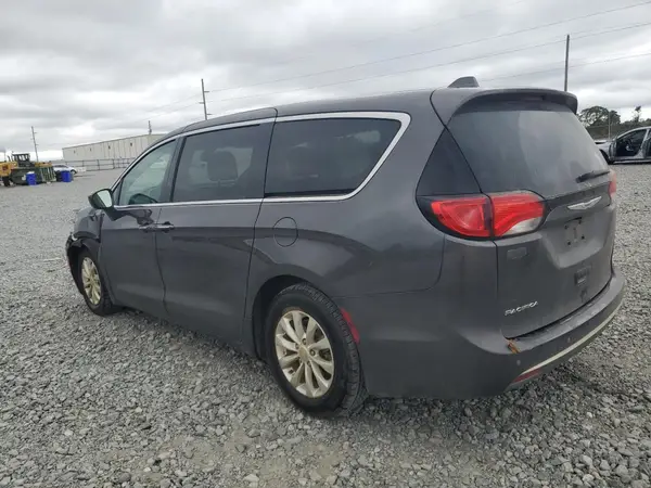 2C4RC1FG4JR318364 2018 CHRYSLER PACIFICA - Image 2