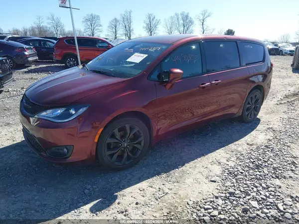 2C4RC1FG4JR333849 2018 CHRYSLER PACIFICA - Image 2