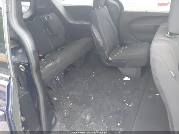 2C4RC1FG4JR339621 2018 CHRYSLER PACIFICA - Image 8