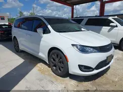 2C4RC1FG4JR358444 2018 CHRYSLER PACIFICA