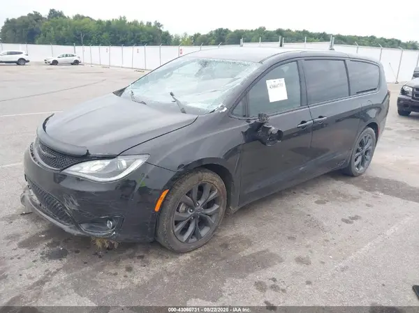 2C4RC1FG4KR593430 2019 CHRYSLER PACIFICA - Image 2