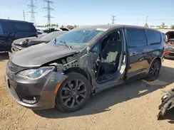 2C4RC1FG4KR610422 2019 CHRYSLER PACIFICA