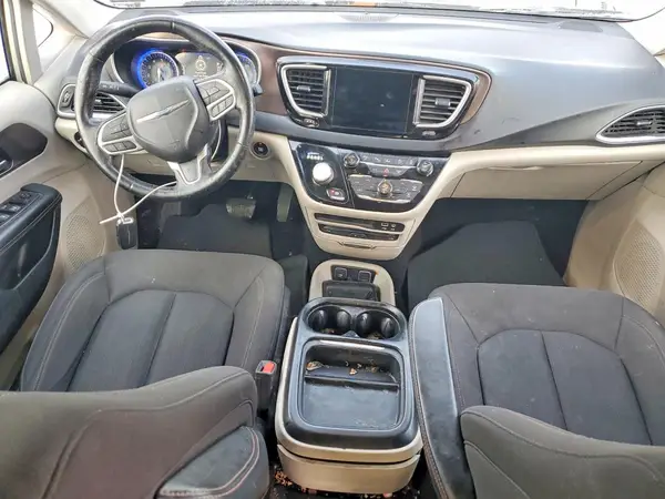 2C4RC1FG4KR639760 2019 CHRYSLER PACIFICA - Image 8