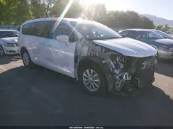 2C4RC1FG4KR679062 2019 CHRYSLER PACIFICA