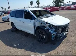 2C4RC1FG4KR738580 2019 CHRYSLER PACIFICA