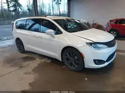 2C4RC1FG4KR746792 2019 CHRYSLER PACIFICA