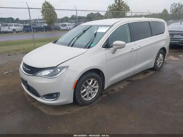 2C4RC1FG4LR192171 2020 CHRYSLER PACIFICA - Image 2