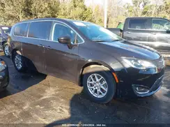 2C4RC1FG4LR234631 2020 CHRYSLER PACIFICA