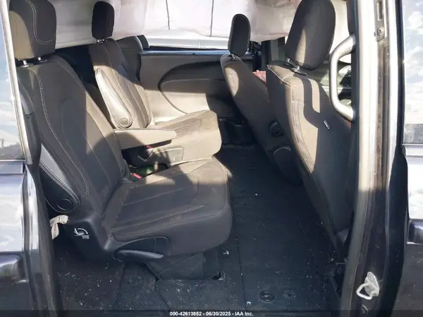 2C4RC1FG4LR237707 2020 CHRYSLER PACIFICA - Image 8