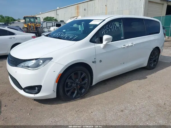 2C4RC1FG4LR278757 2020 CHRYSLER PACIFICA - Image 2