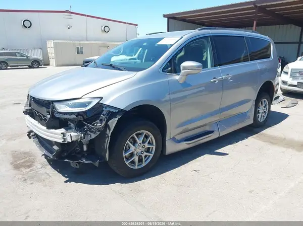 2C4RC1FG4MR521548 2021 CHRYSLER PACIFICA - Image 2