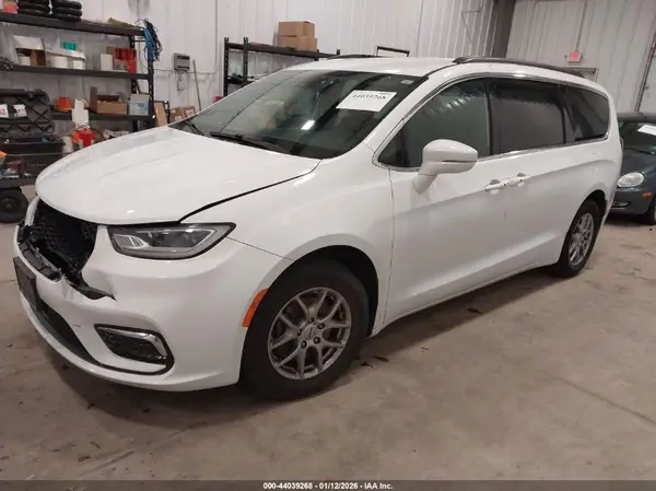 2C4RC1FG4NR157956 2022 CHRYSLER PACIFICA - Image 2