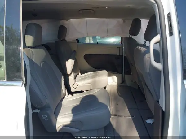 2C4RC1FG5JR112941 2018 CHRYSLER PACIFICA - Image 8