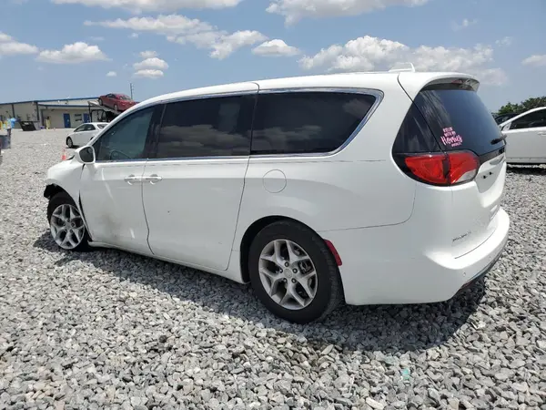 2C4RC1FG5JR117377 2018 CHRYSLER PACIFICA - Image 2