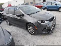 2C4RC1FG5JR122059 2018 CHRYSLER PACIFICA