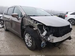 2C4RC1FG5JR131506 2018 CHRYSLER PACIFICA