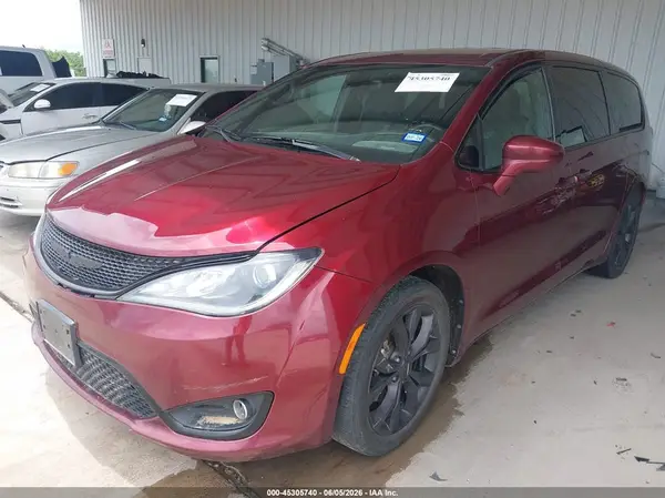 2C4RC1FG5JR193911 2018 CHRYSLER PACIFICA - Image 2