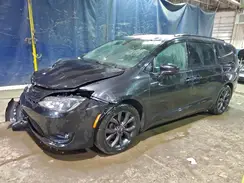2C4RC1FG5JR226888 2018 CHRYSLER PACIFICA