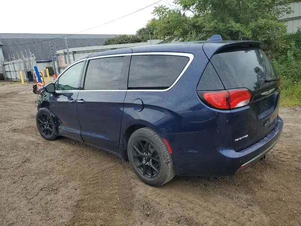 2C4RC1FG5JR235722 2018 CHRYSLER PACIFICA - Image 2