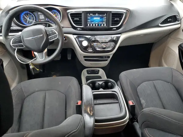 2C4RC1FG5JR235722 2018 CHRYSLER PACIFICA - Image 8
