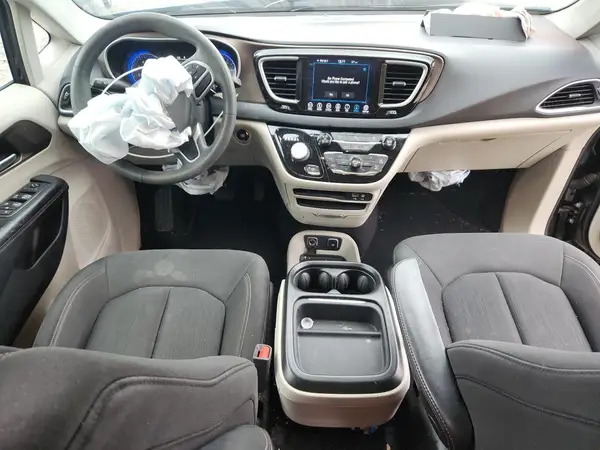 2C4RC1FG5JR261687 2018 CHRYSLER PACIFICA - Image 8