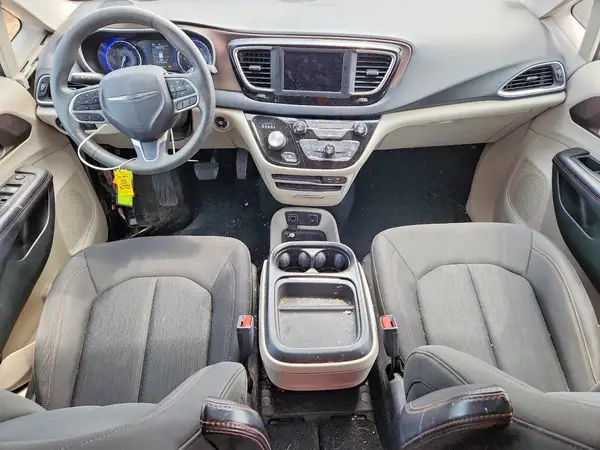 2C4RC1FG5JR277677 2018 CHRYSLER PACIFICA - Image 8