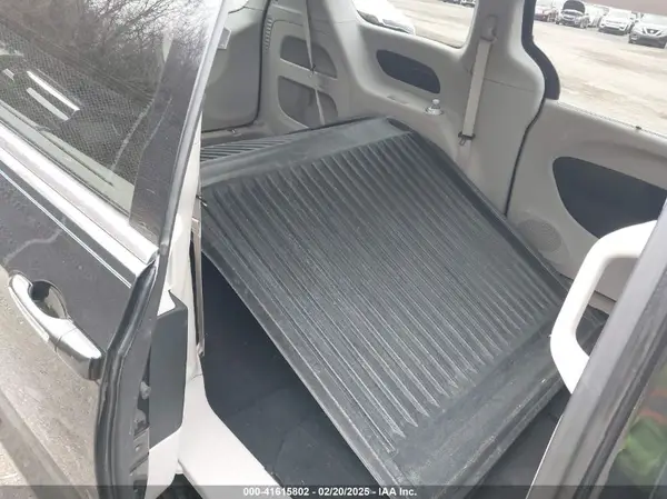 2C4RC1FG5JR279090 2018 CHRYSLER PACIFICA - Image 8