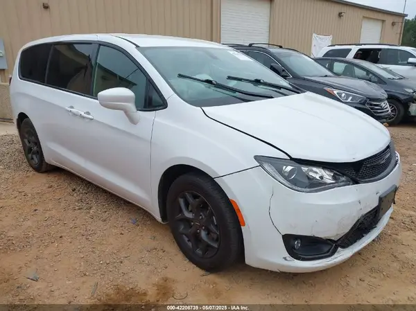 2C4RC1FG5JR287268 2018 CHRYSLER PACIFICA - Image 1