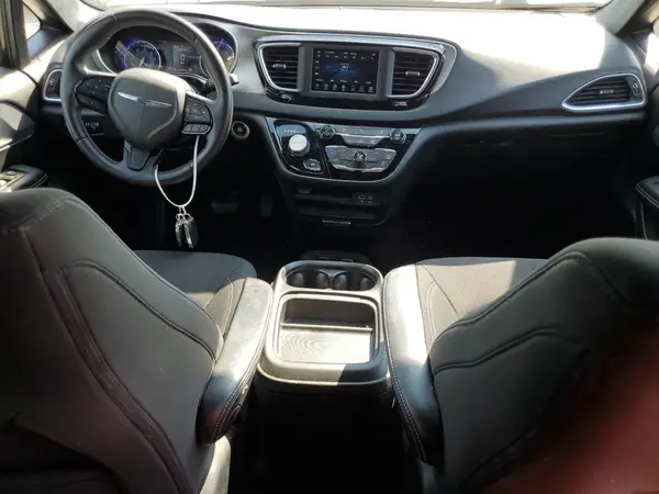 2C4RC1FG5JR333696 2018 CHRYSLER PACIFICA - Image 8