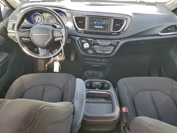 2C4RC1FG5KR507011 2019 CHRYSLER PACIFICA - Image 8
