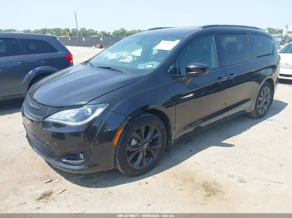 2C4RC1FG5KR567581 2019 CHRYSLER PACIFICA - Image 2