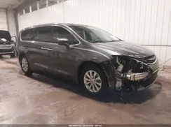 2C4RC1FG5KR628184 2019 CHRYSLER PACIFICA