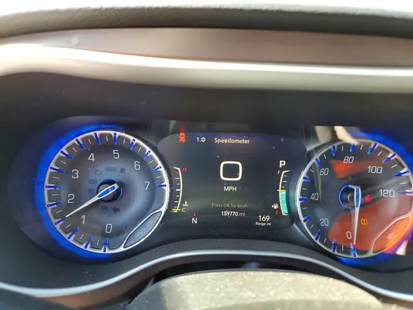 2C4RC1FG5KR629562 2019 CHRYSLER PACIFICA - Image 8
