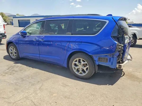 2C4RC1FG5KR629710 2019 CHRYSLER PACIFICA - Image 2