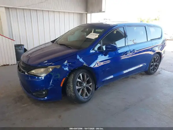2C4RC1FG5KR633238 2019 CHRYSLER PACIFICA - Image 2