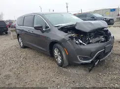 2C4RC1FG5KR702414 2019 CHRYSLER PACIFICA