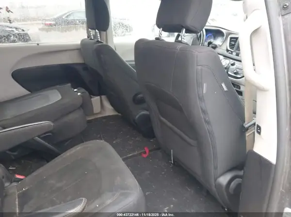 2C4RC1FG5KR702414 2019 CHRYSLER PACIFICA - Image 8