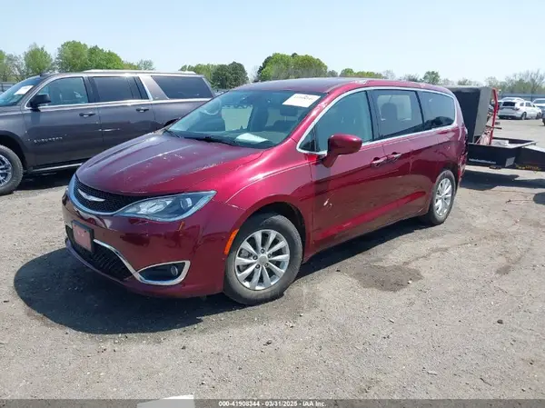 2C4RC1FG5KR714871 2019 CHRYSLER PACIFICA - Image 2
