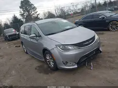 2C4RC1FG5KR737910 2019 CHRYSLER PACIFICA
