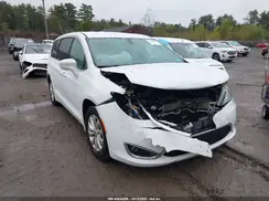 2C4RC1FG5LR176125 2020 CHRYSLER PACIFICA