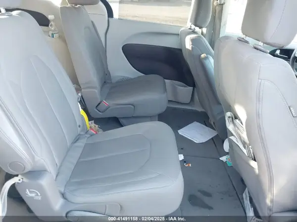 2C4RC1FG5LR192132 2020 CHRYSLER PACIFICA - Image 8