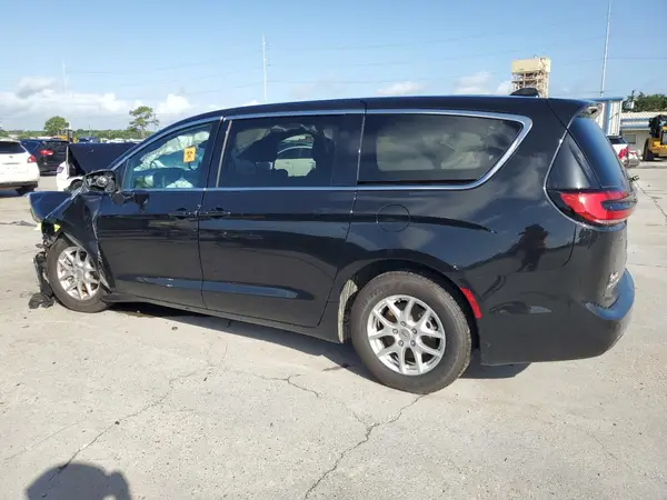 2C4RC1FG5PR555406 2023 CHRYSLER PACIFICA - Image 2