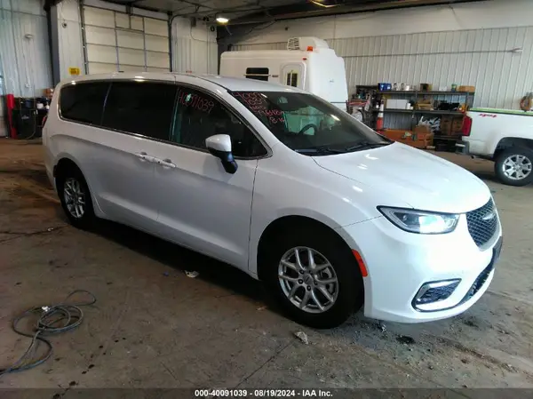 2C4RC1FG5PR596490 2023 CHRYSLER PACIFICA - Image 1