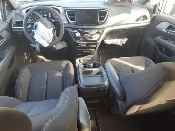 2C4RC1FG5RR115656 2024 CHRYSLER PACIFICA - Image 8