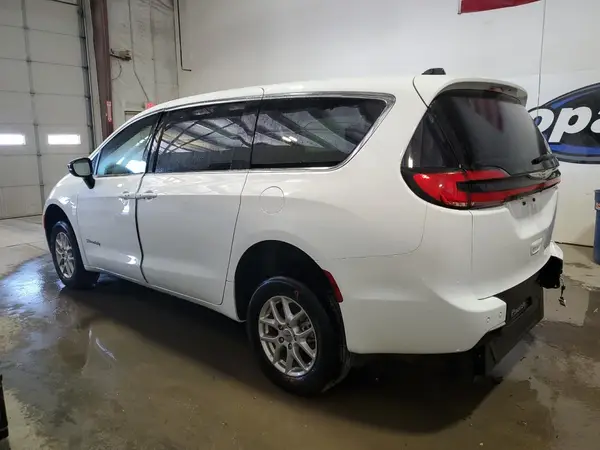 2C4RC1FG5RR120601 2024 CHRYSLER PACIFICA - Image 2