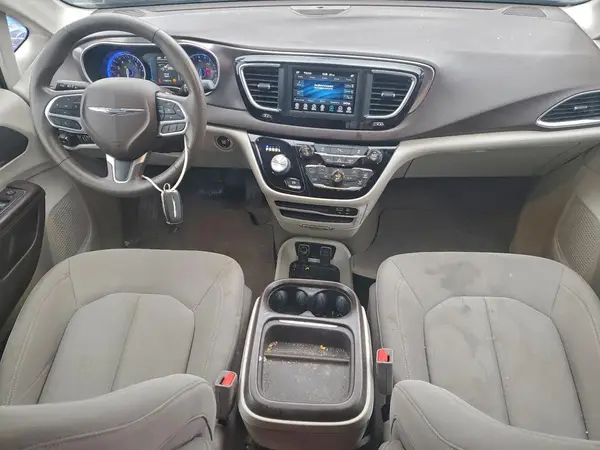 2C4RC1FG6JR101947 2018 CHRYSLER PACIFICA - Image 8